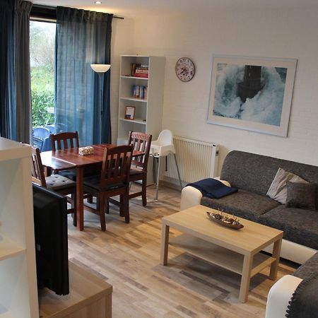 Schoenes Ferienhaus In Tossens Mit Schoenem Garten Butjadingen Exteriör bild